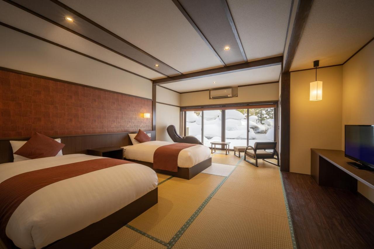 Onogawa Onsen Kajikaso Hotel Yonezawa Exterior photo